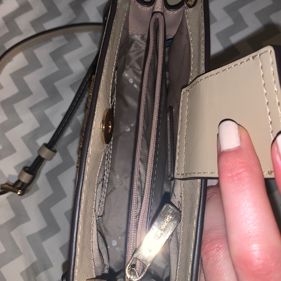 Michael Kors Purse - Picture 5 of 7